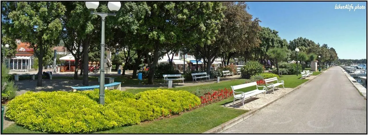 Apartments Come&Stay Punat
